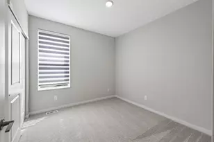 4852 Airlake Dr, Woodbury, MN 55129 - Photo 29