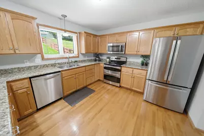 2505 Boulder Ridge Lane NW, Rochester, MN 55901 - Photo 11