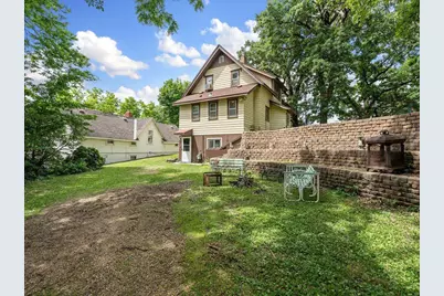 201 Hillcrest Drive, Waterville, MN 56096 - Photo 9