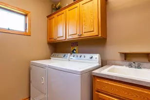 10610 Pinnacle Way, Woodbury, MN 55129 - Photo 23