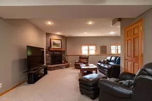 10610 Pinnacle Way, Woodbury, MN 55129 - Photo 39