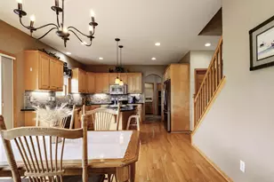 10610 Pinnacle Way, Woodbury, MN 55129 - Photo 11