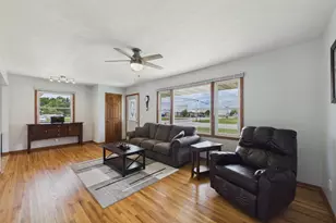 8485 Granada Ave S, Cottage Grove, MN 55016 - Photo 5
