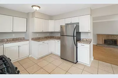 634 Orange Avenue W, Saint Paul, MN 55117 - Photo 17