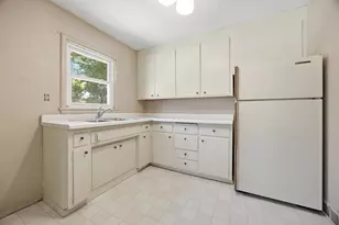 1102 1st St S, Moorhead, MN 56560 - Photo 13
