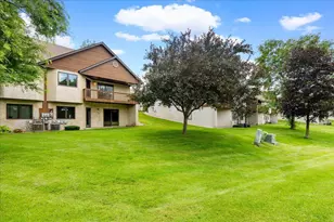 660 Riverview Dr, Monticello, MN 55362 - Photo 5