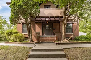101 S 20th Ave E, Duluth, MN 55812 - Photo 1