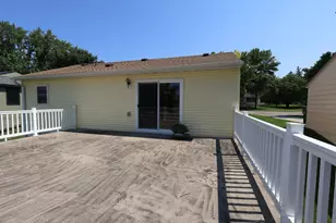 18 S Oregon Ave, Morris, MN 56267 - Photo 43