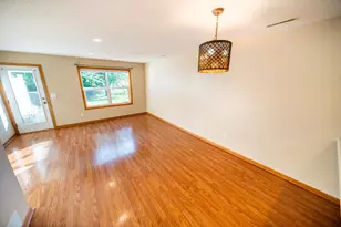 1803 Daniel Ln, Stewartville, MN 55976 - Photo 3