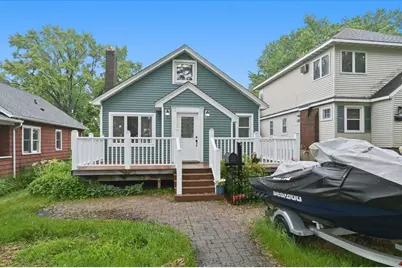 2862 Wellington Street, Duluth, MN 55806 - Photo 1