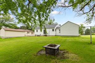 531 1st St SW, New Richland, MN 56072 - Photo 7