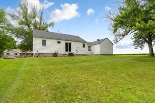 531 1st St SW, New Richland, MN 56072 - Photo 9