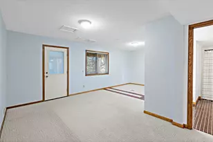 7600 Eileen St, Eden Prairie, MN 55346 - Photo 33