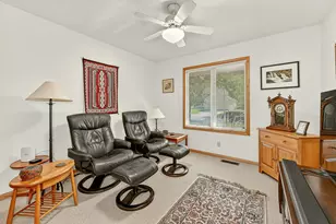 1813 13th Ave NE, Rochester, MN 55906 - Photo 25