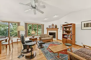 1813 13th Ave NE, Rochester, MN 55906 - Photo 7