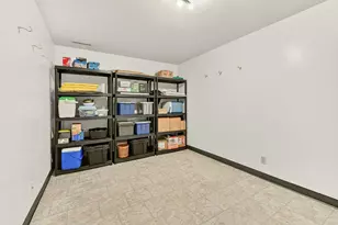 1813 13th Ave NE, Rochester, MN 55906 - Photo 37