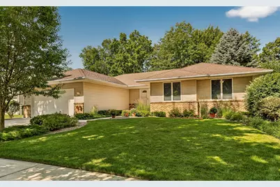 1813 13th Avenue NE, Rochester, MN 55906 - Photo 1