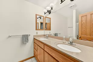 1813 13th Ave NE, Rochester, MN 55906 - Photo 23