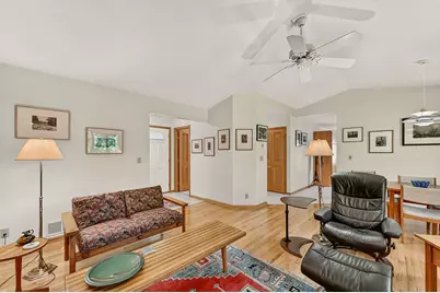 1813 13th Avenue NE, Rochester, MN 55906 - Photo 9