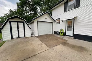 209 11th St N, Moorhead, MN 56560 - Photo 37
