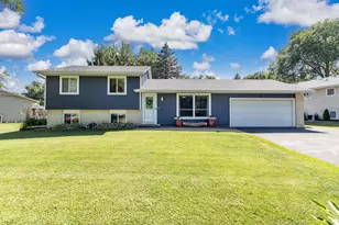 7686 Ivystone Ave S, Cottage Grove, MN 55016 - Photo 1
