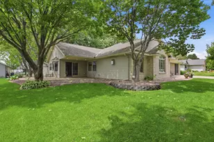 2204 20th St SW, Willmar, MN 56201 - Photo 5