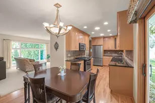 2925 Kyle Ave N, Golden Valley, MN 55422 - Photo 9