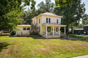 201 W Colvill St, Cannon Falls, MN 55009 - Photo 1