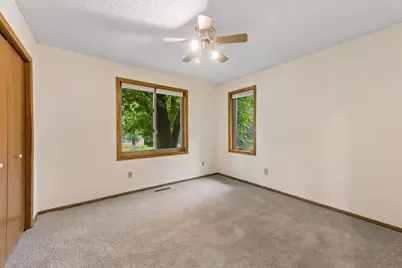 14810 Lloyds Drive, Minnetonka, MN 55345 - Photo 19