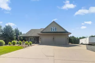 25157 Firefly Ave, Wyoming, MN 55092 - Photo 11