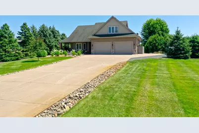 25157 Firefly Avenue, Wyoming, MN 55092 - Photo 17