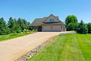 25157 Firefly Ave, Wyoming, MN 55092 - Photo 17