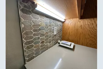 607 13th Avenue N, Moorhead, MN 56560 - Photo 17