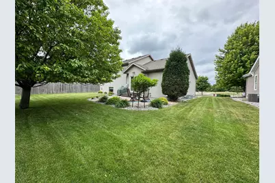 607 13th Avenue N, Moorhead, MN 56560 - Photo 5