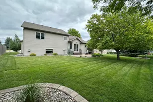 607 13th Ave N, Moorhead, MN 56560 - Photo 3