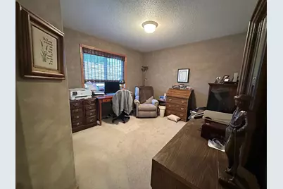 607 13th Avenue N, Moorhead, MN 56560 - Photo 25