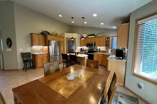 607 13th Ave N, Moorhead, MN 56560 - Photo 11