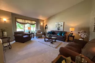 607 13th Ave N, Moorhead, MN 56560 - Photo 7