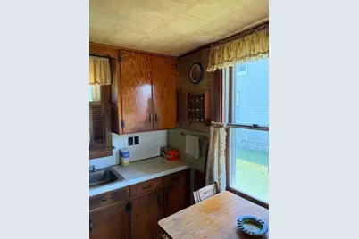 611 13th Street NE, Austin, MN 55912 - Photo 9
