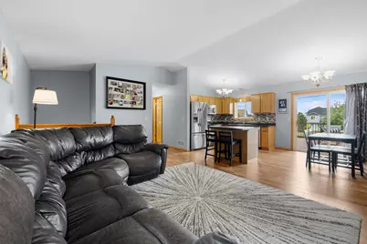 9430 Hale Avenue S, Cottage Grove, MN 55016 - Photo 5