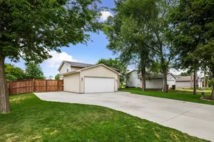 9430 Hale Ave S, Cottage Grove, MN 55016 - Photo 3