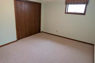 600 8th St SW, Wells, MN 56097 - Photo 21