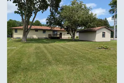 600 8th Street SW, Wells, MN 56097 - Photo 3