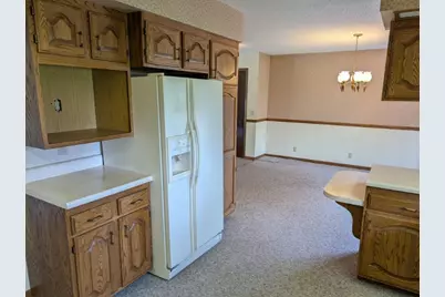 600 8th Street SW, Wells, MN 56097 - Photo 9