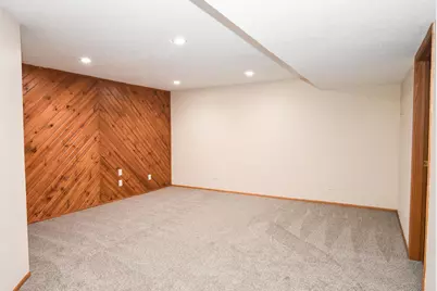 608 37th Avenue S, Moorhead, MN 56560 - Photo 33