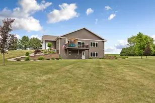 23455 135th St, Hanska, MN 56041 - Photo 5