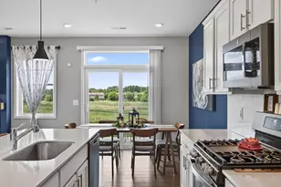 1852 Tyrone Dr, Shakopee, MN 55379 - Photo 13