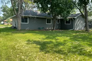 340 109th Ln NW, Coon Rapids, MN 55448 - Photo 3