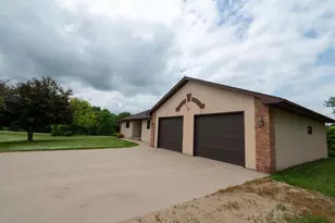 1800 30th St NW, Willmar, MN 56201 - Photo 7