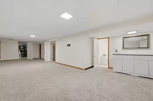 2889 Simpson St, Roseville, MN 55113 - Photo 15
